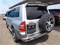 2000 Mitsubishi Pajero