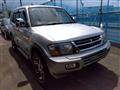 2000 Mitsubishi Pajero