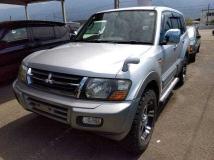 2000 Mitsubishi Pajero