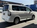 2008 Toyota Voxy