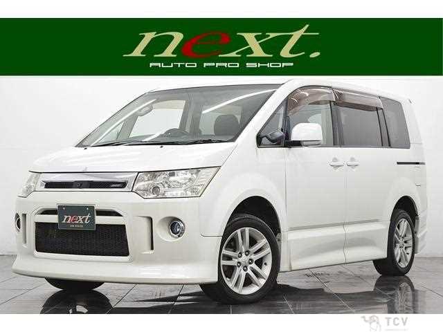 2009 Mitsubishi Delica D5