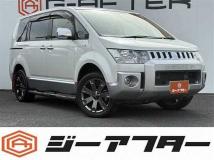 2018 Mitsubishi Delica D5