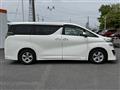 2016 Toyota Vellfire