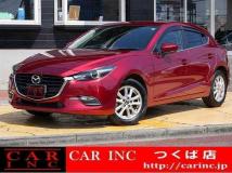 2017 Mazda Axela