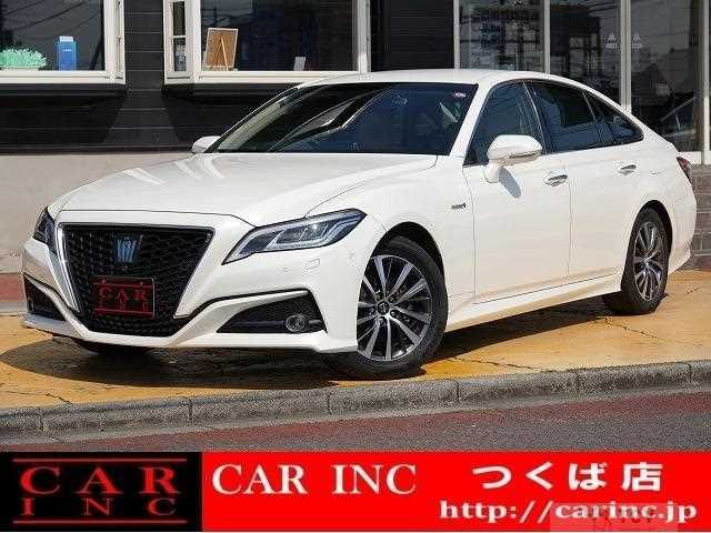 2019 Toyota Crown Hybrid