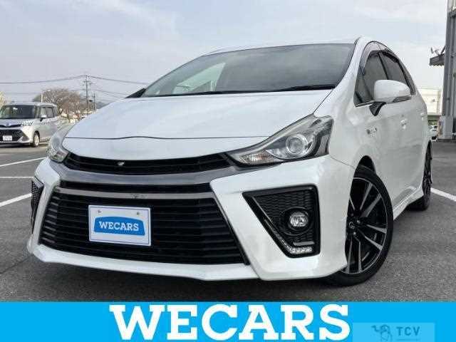 2015 Toyota PRIUS α