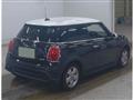 2022 BMW MINI