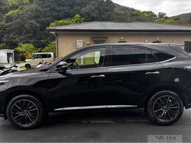 2016 Toyota Harrier