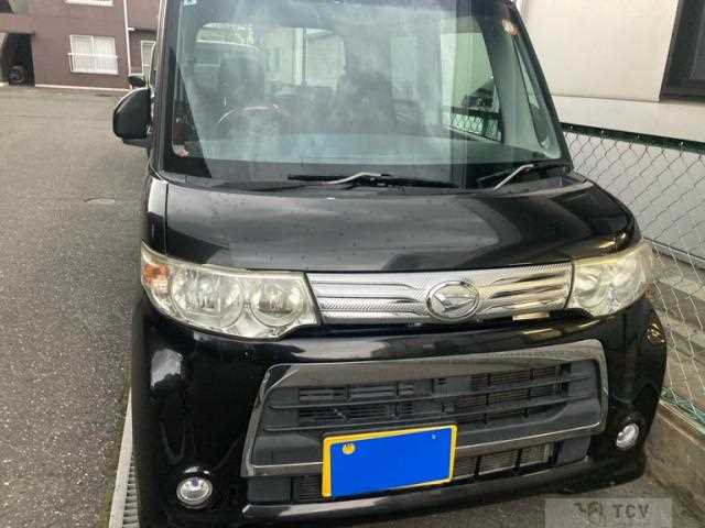 2011 Daihatsu Tanto