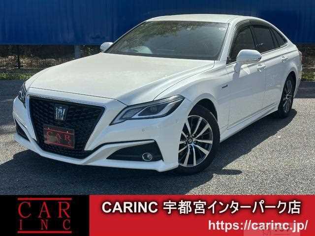 2019 Toyota Crown Hybrid