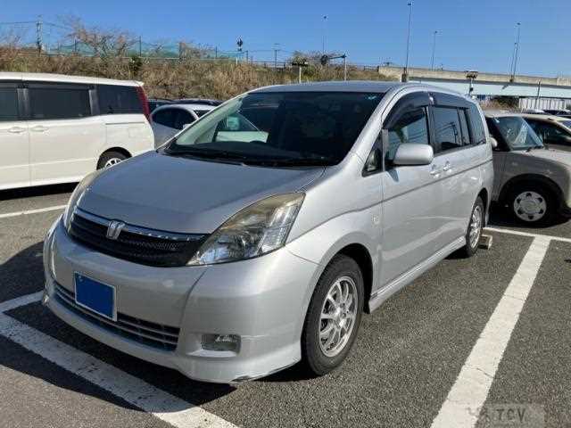 2005 Toyota Isis