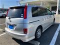 2005 Toyota Isis