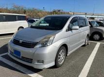 2005 Toyota Isis