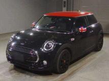 2019 BMW MINI