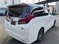 2017 Toyota Alphard Hybrid