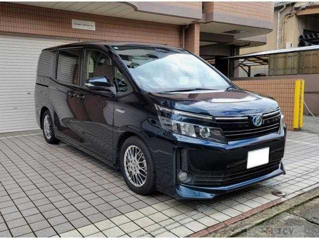 2015 Toyota Voxy