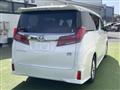 2022 Toyota Alphard Hybrid