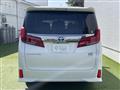 2022 Toyota Alphard Hybrid