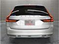 2022 Volvo V90