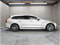 2022 Volvo V90