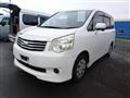 2012 Toyota Noah