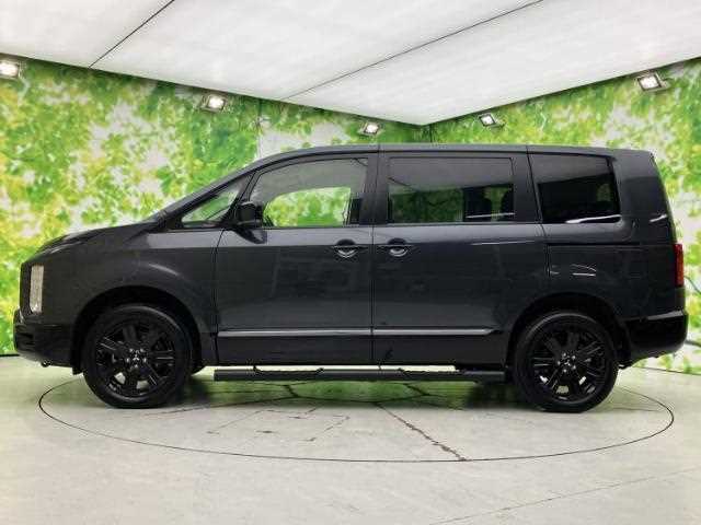 Mitsubishi Delica D5 2025 — миниатюра 3