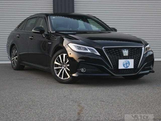 2019 Toyota Crown Hybrid