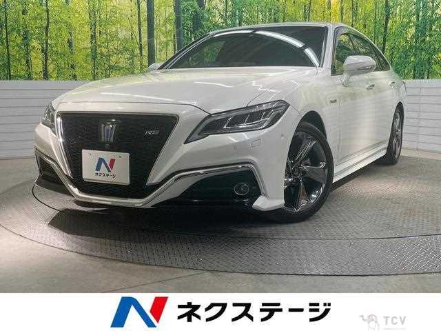 2018 Toyota Crown Hybrid
