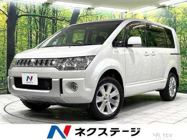 2016 Mitsubishi Delica D5