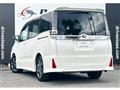 2017 Toyota Voxy