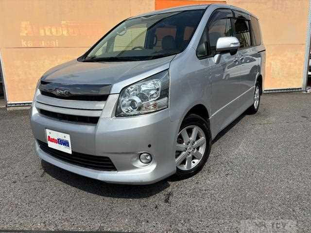 2009 Toyota Noah