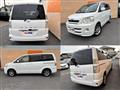 2003 Toyota Noah