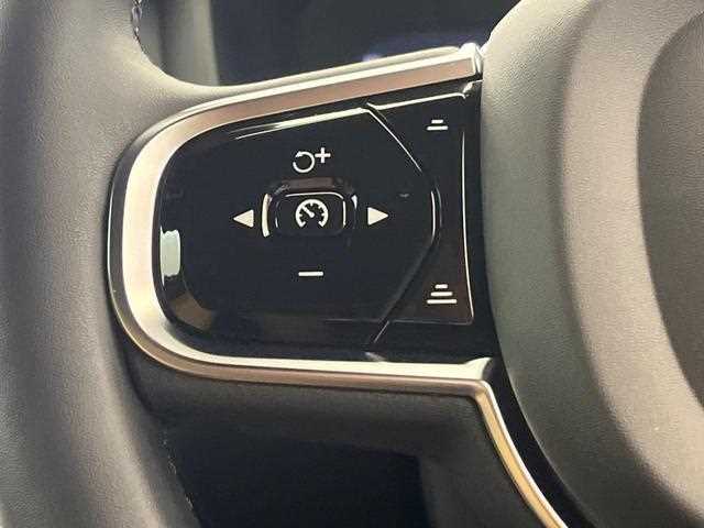Volvo V60 2024 — миниатюра 11