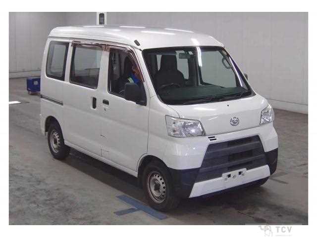 2018 Daihatsu Hijet Cargo