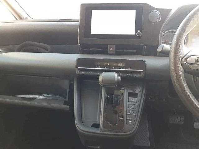 Toyota Noah 2024 — миниатюра 5