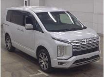 2023 Mitsubishi Delica D5