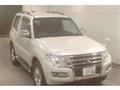 2017 Mitsubishi Pajero