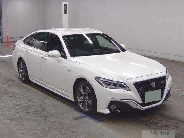 2018 Toyota Crown Hybrid