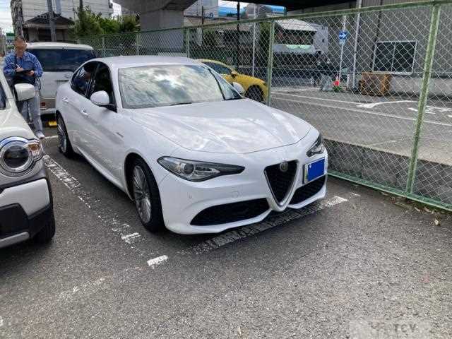 2017 Alfa Romeo Alfa Romeo Others