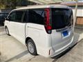 2016 Toyota Noah
