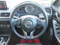2016 Mazda Axela
