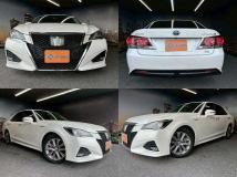 2015 Toyota Crown Hybrid