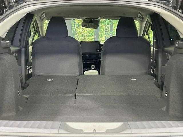Toyota Prius 2025 — фото 10 купить в Москве