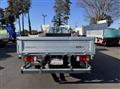 2020 Isuzu Elf Truck