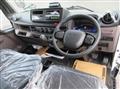 2025 Mitsubishi Fuso Canter
