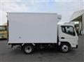 2025 Mitsubishi Fuso Canter