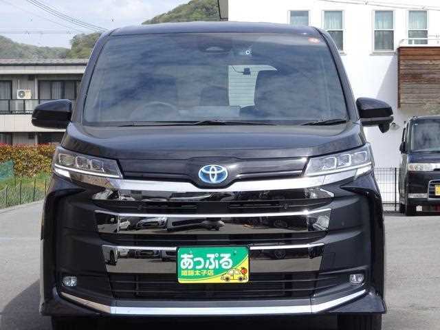 Toyota Noah 2025 — миниатюра 6