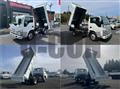 2012 Isuzu Elf Truck