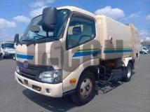 2017 Hino Dutro