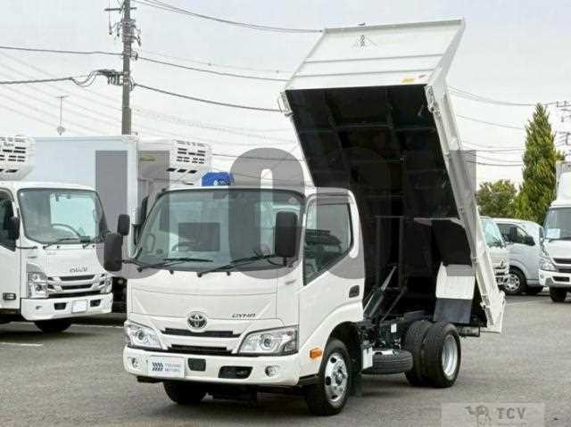 2025 Toyota Dyna Truck